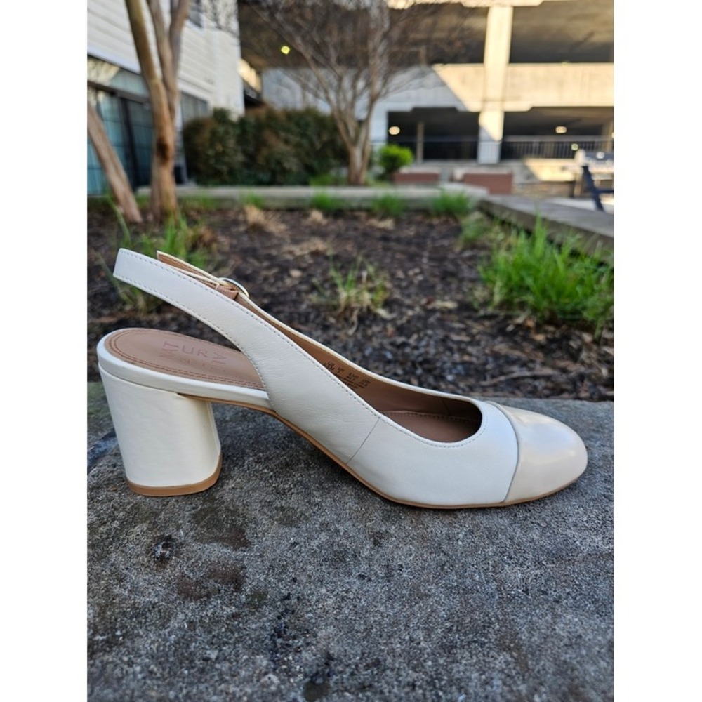 Naturalizer Sophie Pumps Womens 9.5 White Cream Cap Toe Block Heel Slingback ~ - Picture 5 of 8